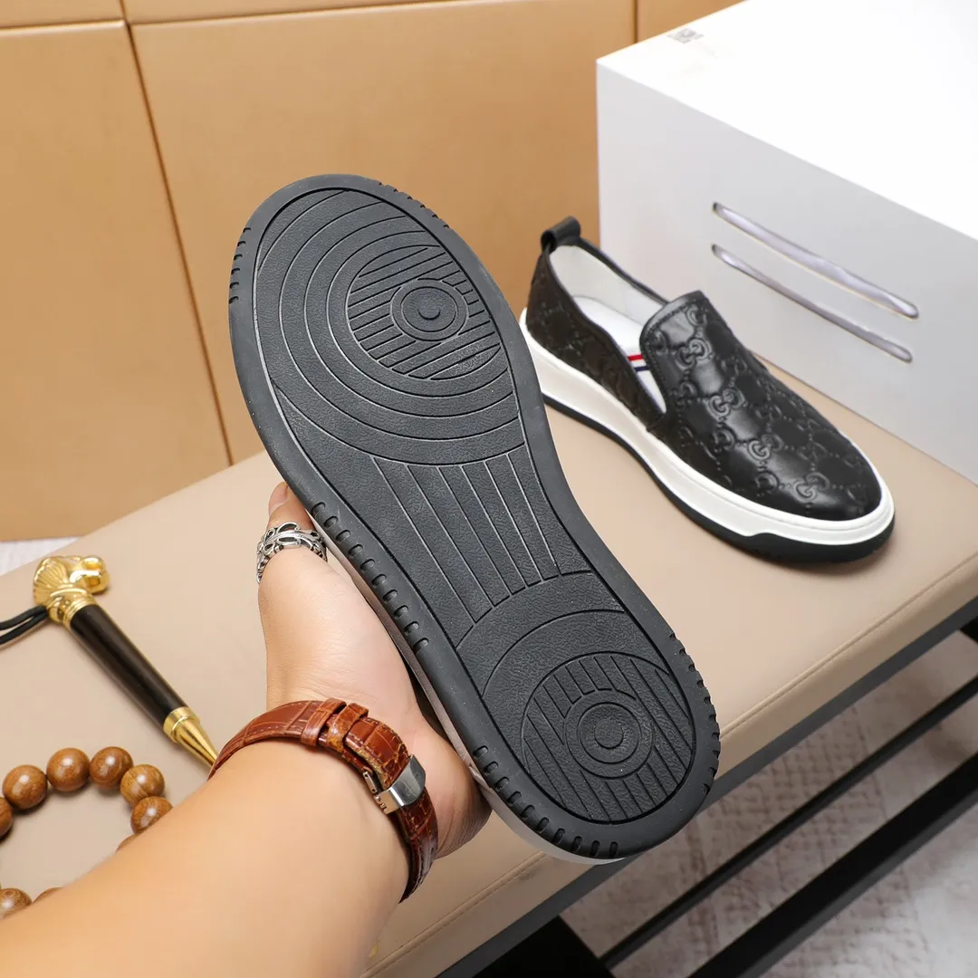 Men's shoes💰440 GUCCI🔍🔍2023 latest model On sale at the same time at the counter, original calfskin imported from Italy, genuine leather lining, (high-end, luxury, and class) exquisite workmanship, soles: original soles specially provided by the original factory, ⚠Exclusive double-layer movable molded soles are super comfortable⚠, real photos🎬The real ones are better🔍🔍"High quality·Follow the order" code number 38-44